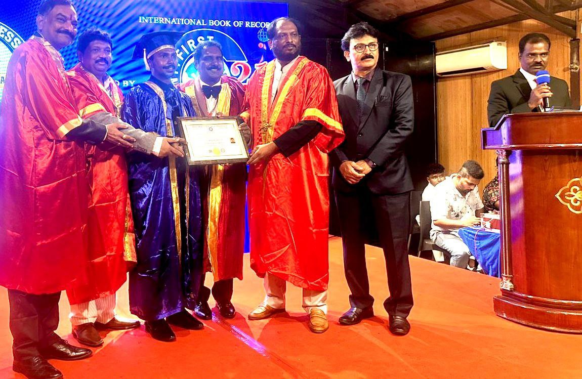 Arya Vysya community leader